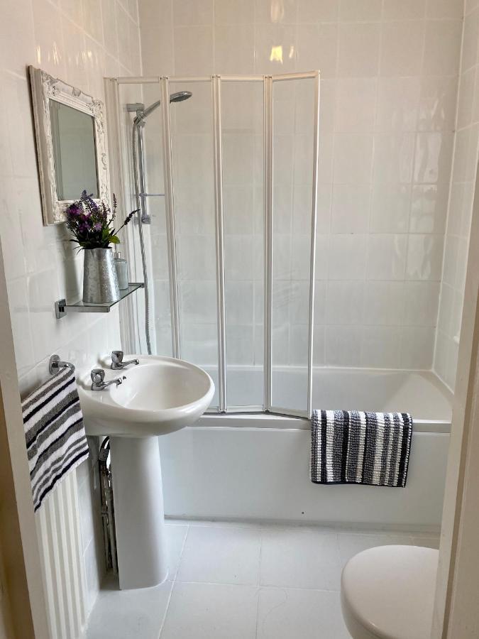 Beautiful 2 bedroom flat in Camden Londen Buitenkant foto